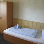 Gaestehaus Am Heuss-platz 3* Erlangen